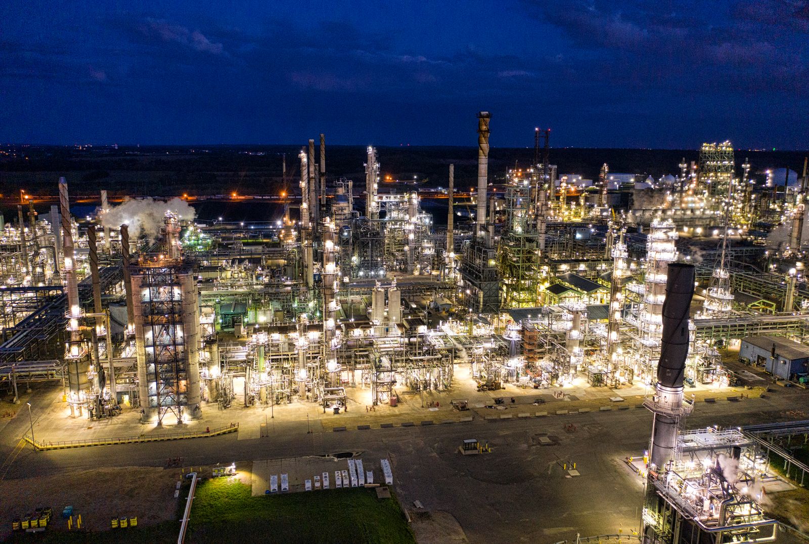 Industrial gas plant at dusk